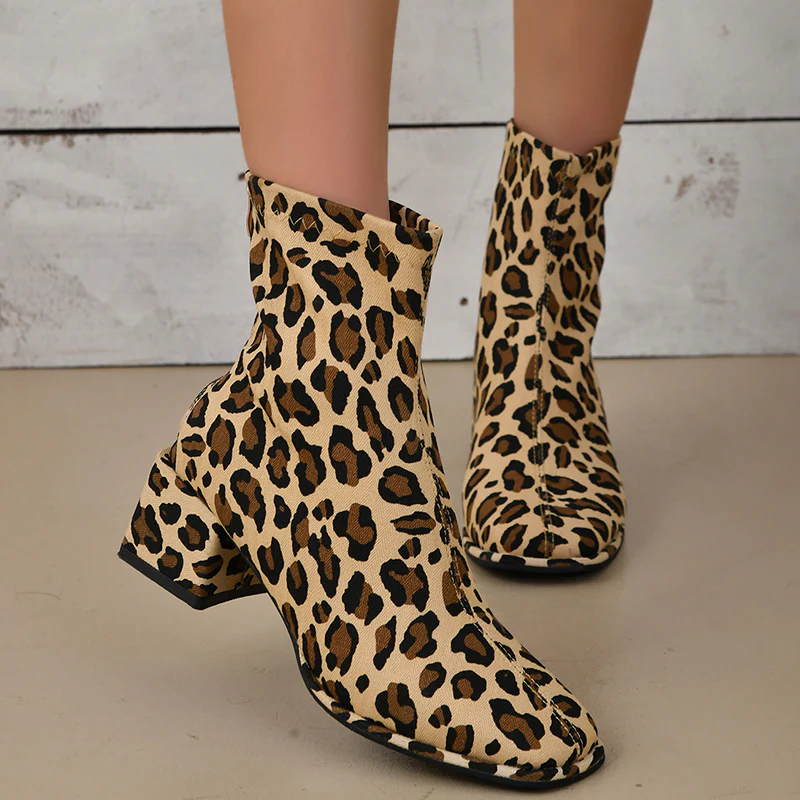 Casual Patchwork Printing Pointed Comfortable Out Door Shoes (Heel Height 1.37in) - Panekey