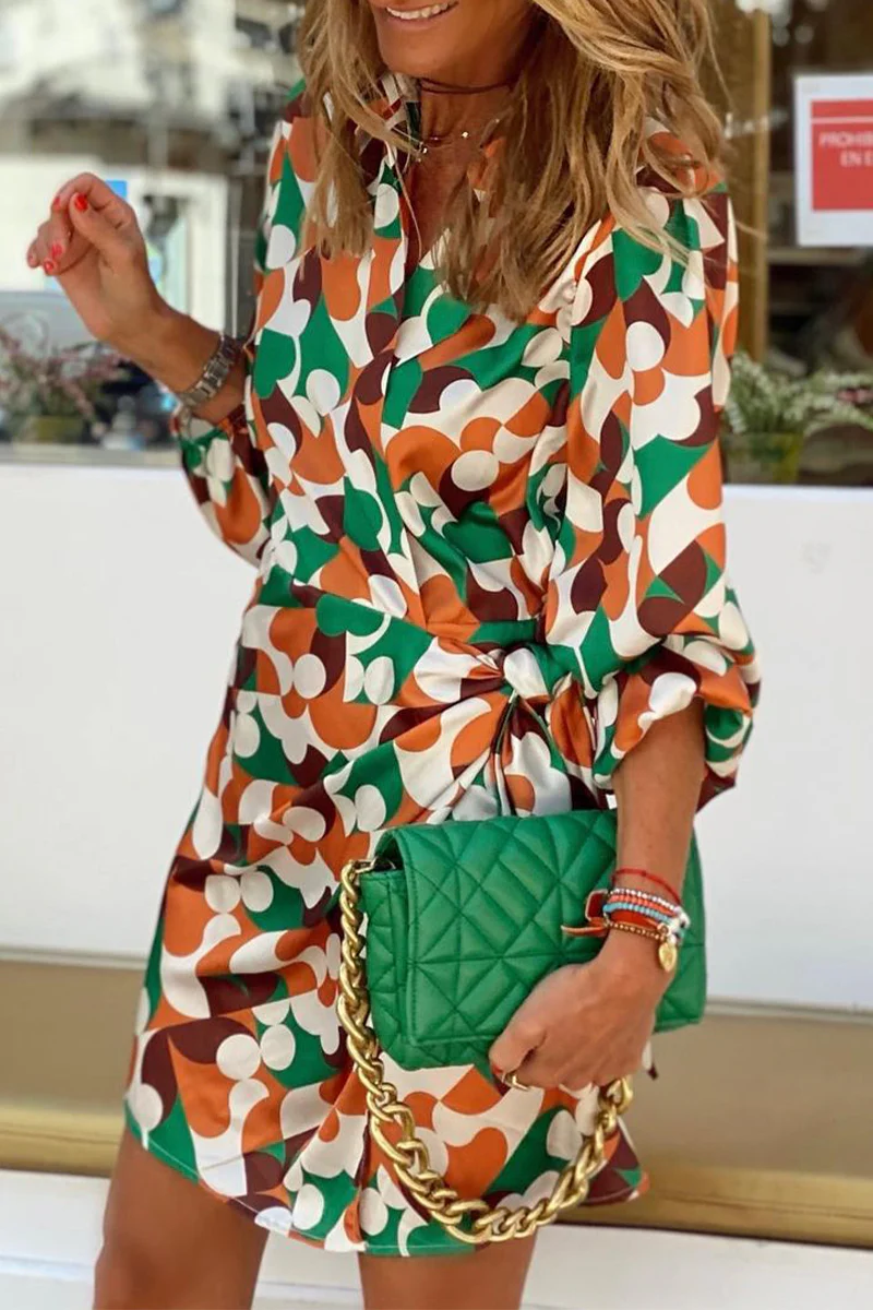 British Style Elegant Geometric Print Frenulum V Neck One Step Skirt Dresses - Panekey